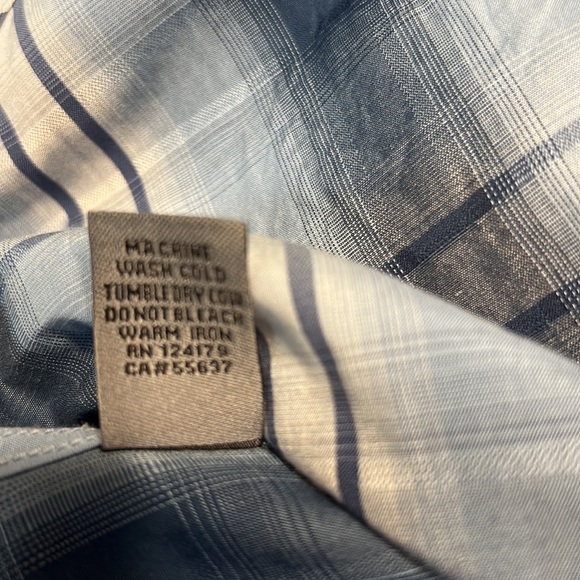 Johnston Murphy Tailored Fit Button Down Shirt Size L - Picture 8 of 8